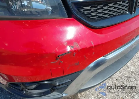 2018 Dodge Journey Crossroad Awd z USA, uszkodzony, nr VIN 3C4PDDGG9JT430370